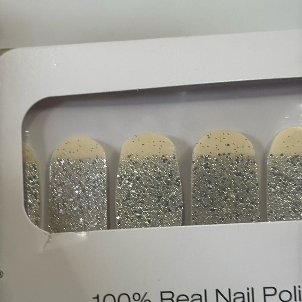 NWT Color Street "Dripping in Diamonds" Silver Glitter Nail Polish Strips